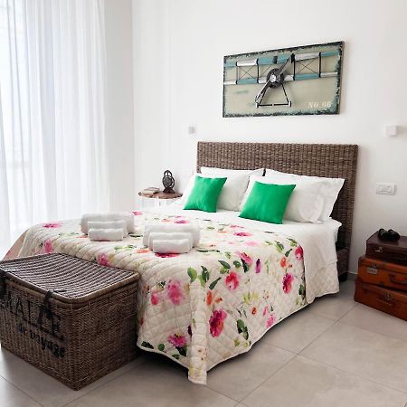 Tornare Bed and Breakfast Trani Exteriör bild