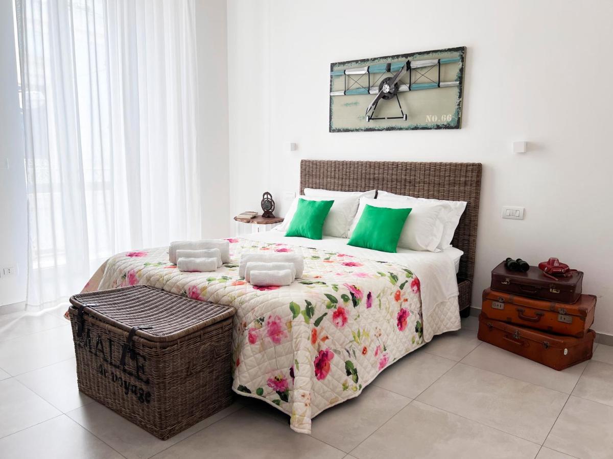 Tornare Bed and Breakfast Trani Exteriör bild